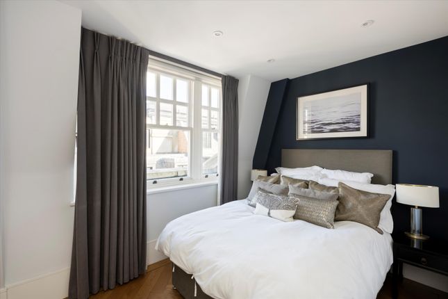 Flat for sale in Bedford House, Bedford Street, Covent Garden, London