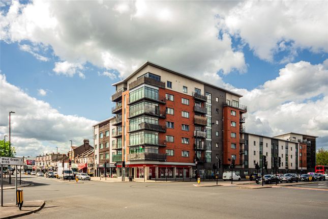 Thumbnail Flat for sale in The Roundway, Tottenham, London