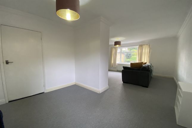 Detached house to rent in Warrender Close, Bramcote