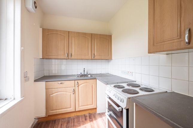14 Colinton Mains Drive, Edinburgh photo 4