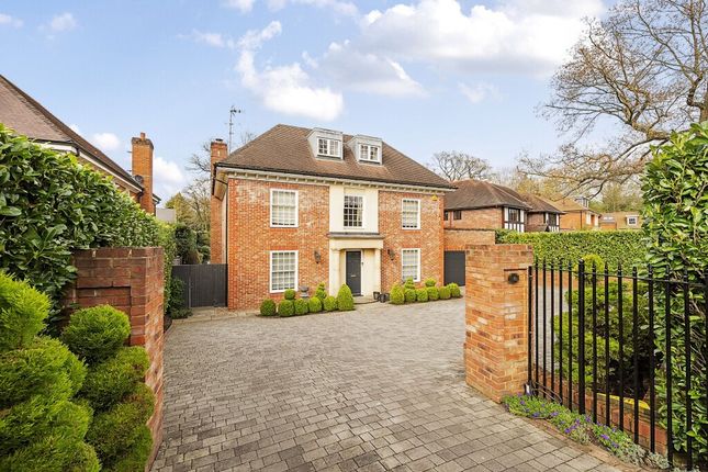 Thumbnail Detached house for sale in Ellwood Road, Beaconsfield