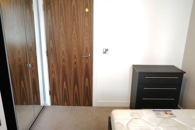Flat to rent in Cambridge Street, Manchester