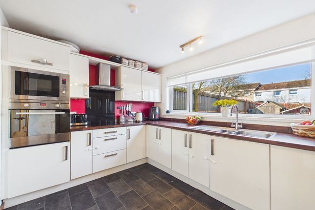 36, Mannering, East Kilbride photo 2