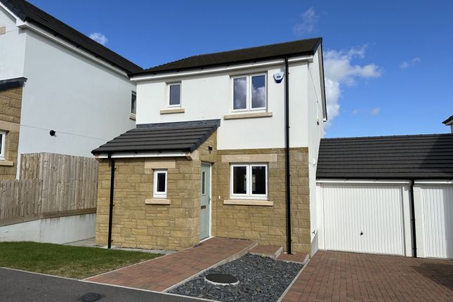 3-bed detached on 32 Fallow Road, Helston, £369,500