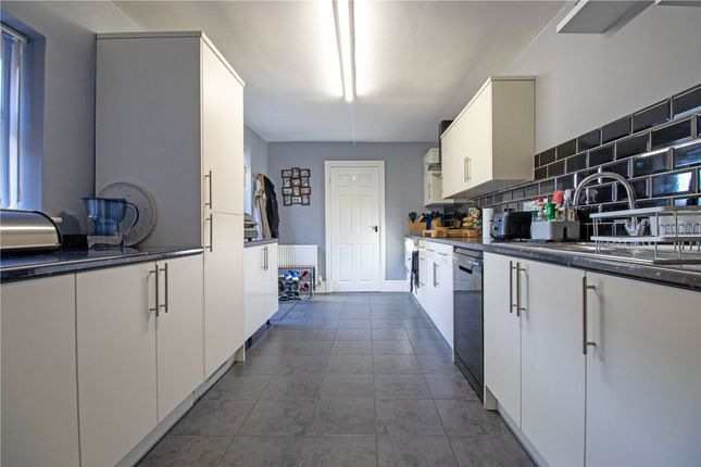 21 Station Street, Doncaster photo 3