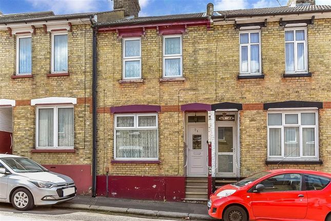 Terraced house for sale in Ingle Road, Chatham, Kent