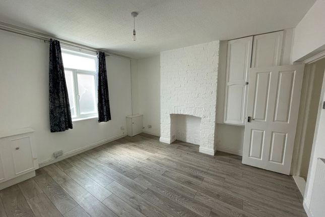 78B, Moor Road, Rushden photo 2
