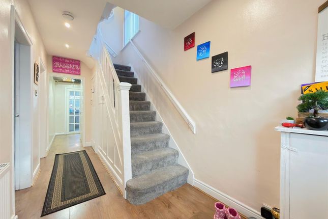 4, Blanklyn Avenue, Leicester photo 4