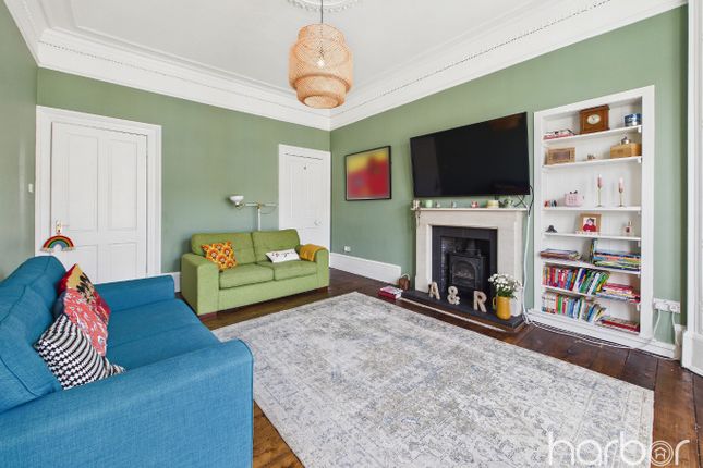 Flat 3/1, 34 Finlay Drive, Glasgow photo 3