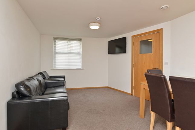 Flat to rent in Taddiforde Road, Exeter