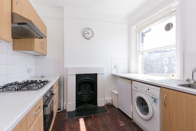 Flat 4, 28 South Villas, London photo 4