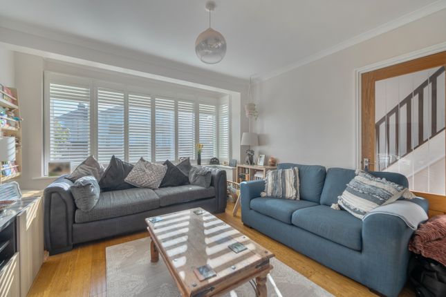 14, Poulders Gardens, Sandwich photo 2