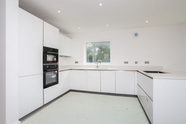 15a, Naildown Road, Hythe photo 4