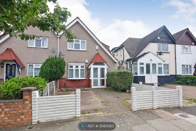 Semi-detached house to rent in Bennetts Avenue, Greenford