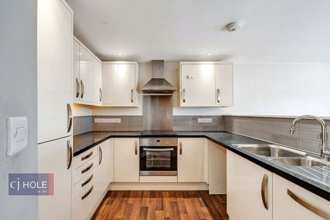 7, Highwayman Court, Bristol photo 2