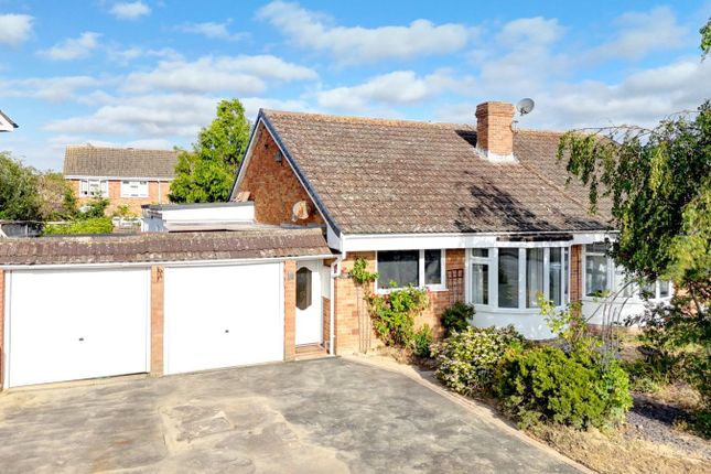 3-bed semi-detached on 86, Anglesey Avenue, Hailsham, £350,000