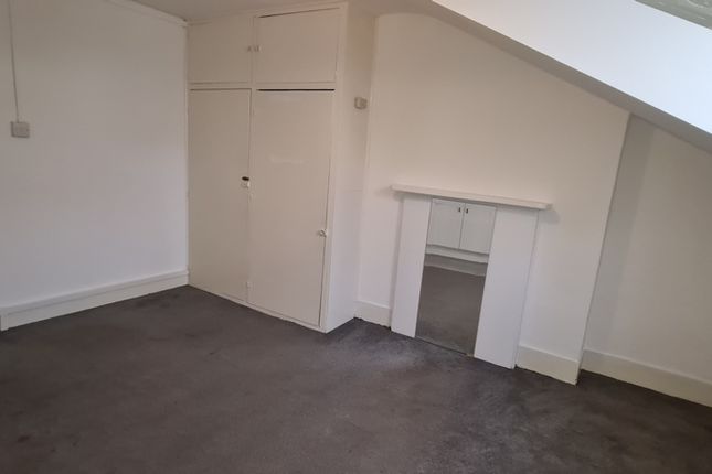 Thumbnail Room to rent in St Stephens Crescent, Bayswater