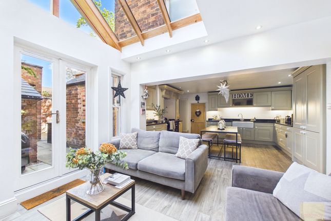 63 Northgate, Oakham photo 3
