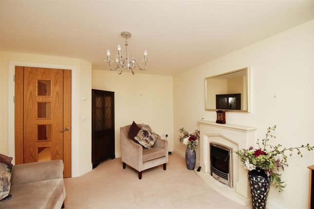Flat for sale in Blossomfield Road, Solihull