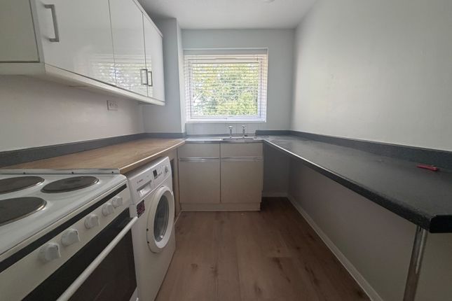 FLAT 45, WILLOUGHBY MEWS, 38 WILLOUGHBY LANE, LONDON photo 5