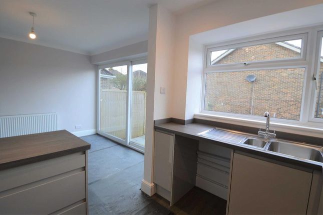 4, Western Gardens, Crowborough photo 5