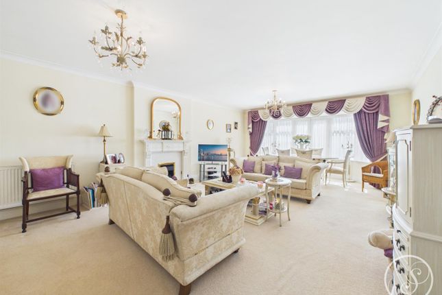 Flat 3, 97, The Drive, Leeds photo 3