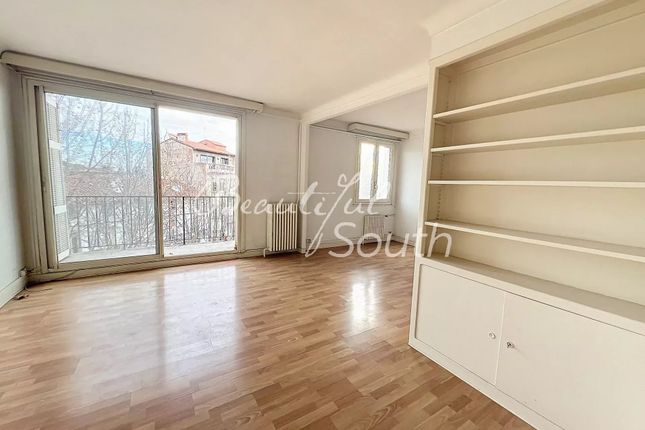 Apartment for sale in Perpignan, Clémenceau, 66000, France