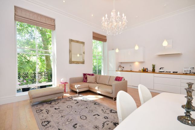 Porchester Square, Bayswater photo 2