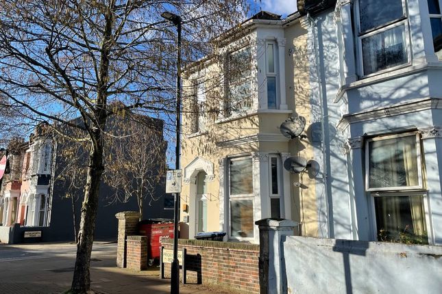 Thumbnail Studio to rent in Priory Park Road, London