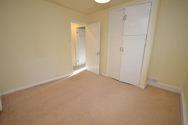 Flat for sale in Catherine House, Lodge Court, Stockport