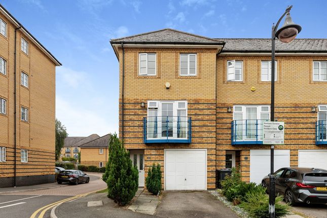 End terrace house for sale in Newland Gardens, Hertford