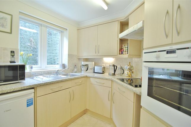 10 Maple Tree Court,, Old Market, Stroud photo 3