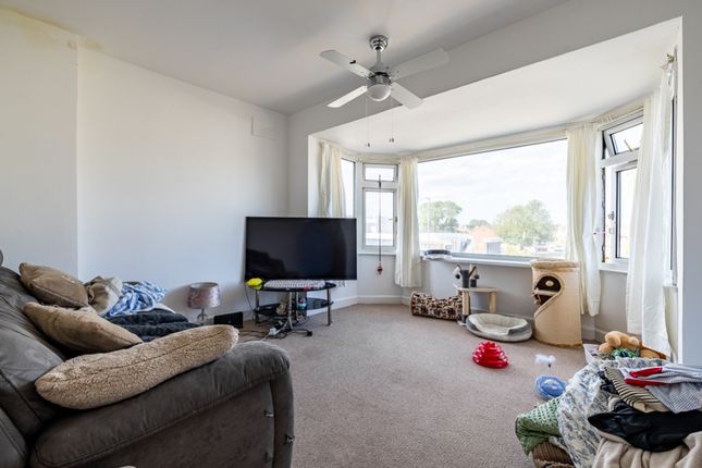 56, Castleton Boulevard, Skegness photo 4