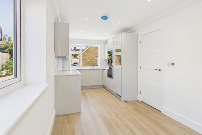 4, Lady Hatton Place, Buckinghamshire photo 3