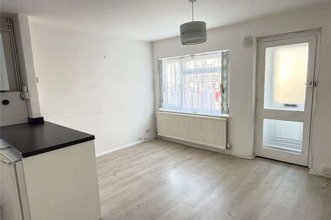 49A,, Leicester Road, Barnet photo 4