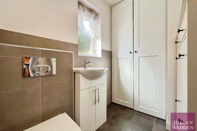 43, Calderbrook Drive, Cheadle photo 5