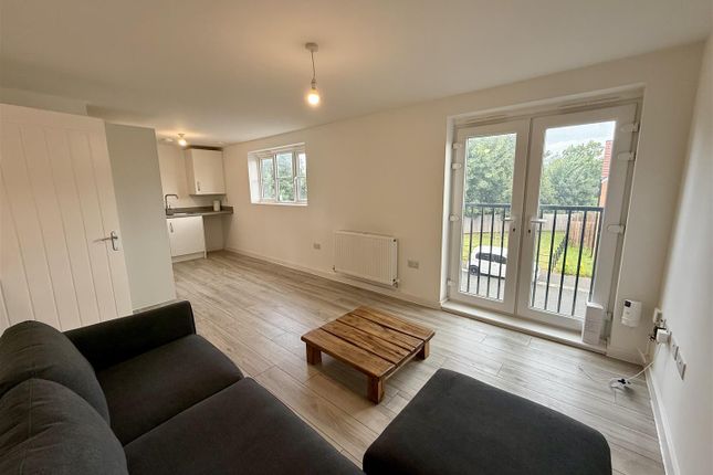Apartment 3, 12, Aldridge Square, Birmingham photo 5