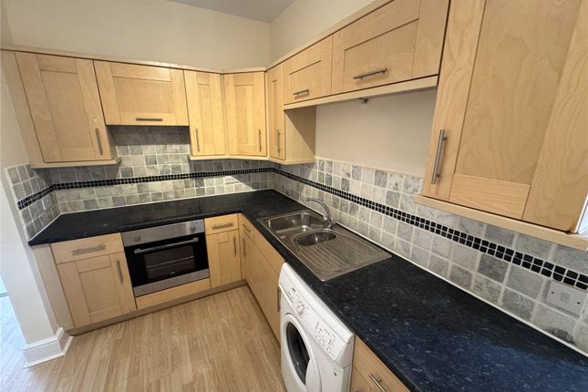 Flat 2, 9, Blackall Road, Devon photo 4