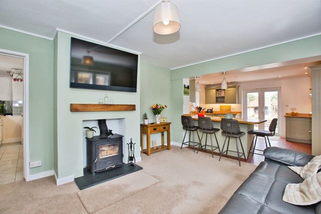 Higher Folly Farm Cottage, ,, Crewkerne photo 3