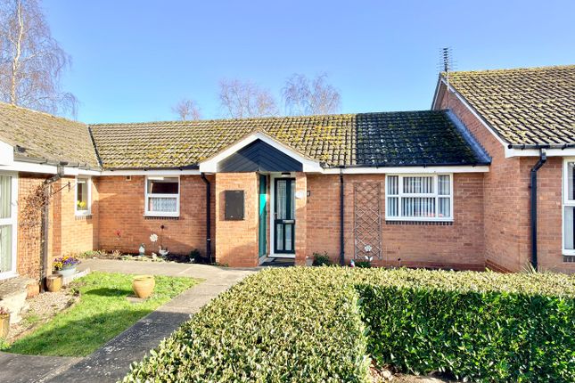 16, Shephard Mead, Tewkesbury photo 3
