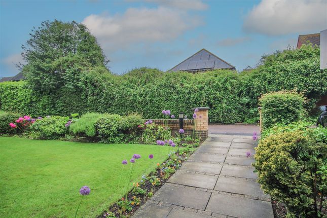 59 Homehurst House, Sawyers Hall Lane, Brentwood photo 2