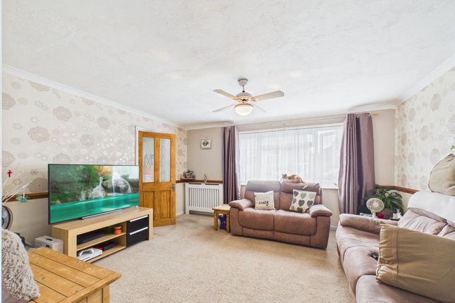 69 Underwood Road, Reading photo 2