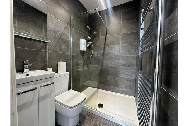 Flat 1, 2 Stamford Street, Leicester photo 5