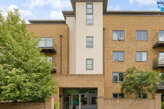 Sheen House, Roehampton photo 4
