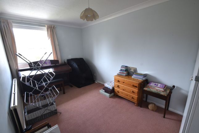 Terraced house for sale in Devonshire Close, Amersham, Buckinghamshire