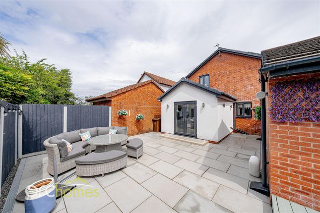 14, Cropton Way, Wigan photo 4