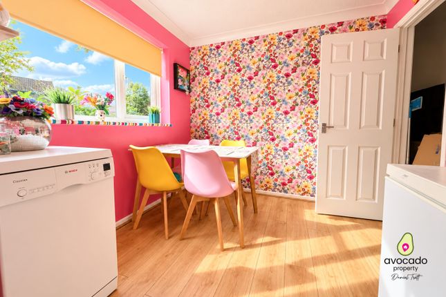 76 Lyndford Road, Stalham, Norfolk photo 4