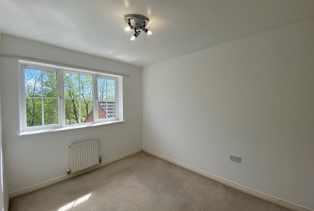 Property to rent in Clos Nanteos, Pontprennau, Cardiff