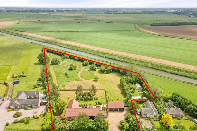 Thumbnail Barn conversion for sale in Church Lane, Tydd St Giles, Wisbech, Cambs
