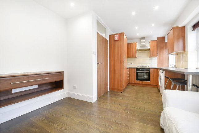 Flat to rent in Ritherdon Road, Tooting Bec